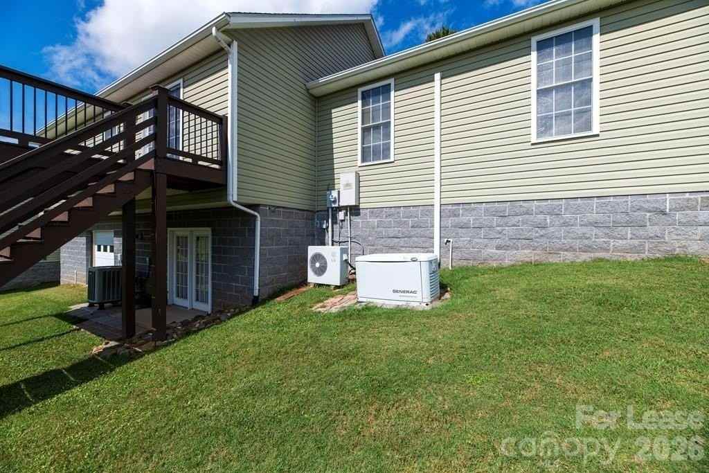 3860 Glendale Rd - Photo 2 of 20