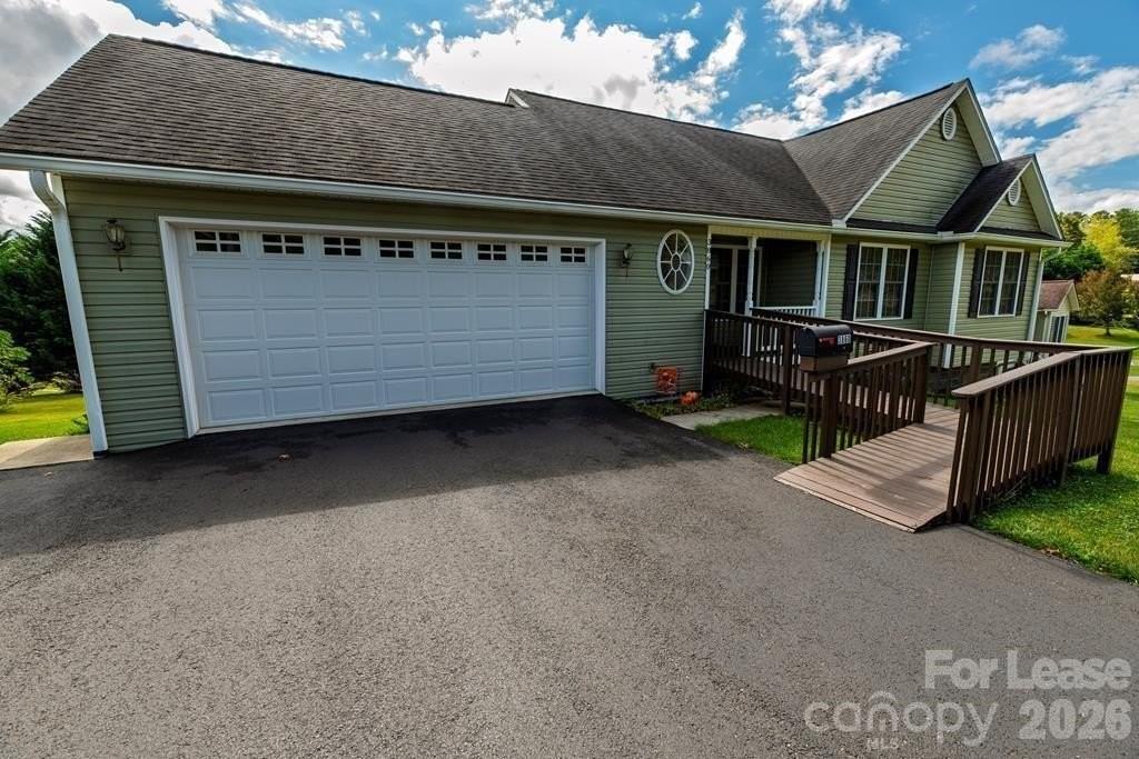3860 Glendale Rd - Photo 4 of 20