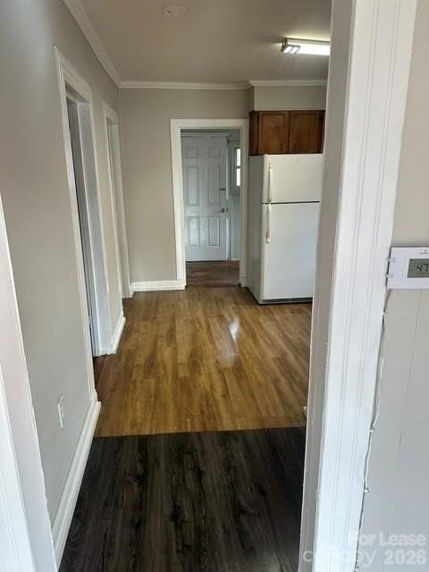 718 Wilmington Ave - Photo 4 of 8