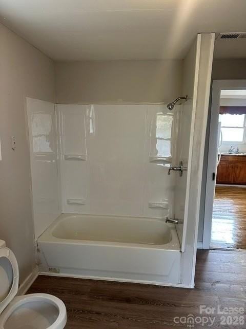 718 Wilmington Ave - Photo 7 of 8