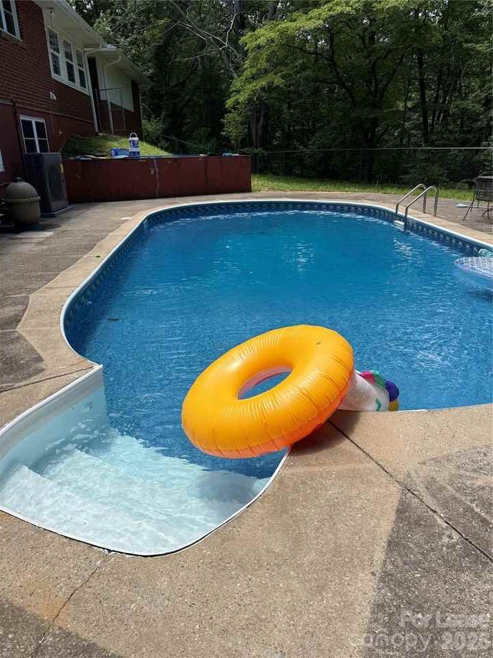 150 Cowan Ln - Photo 5 of 23