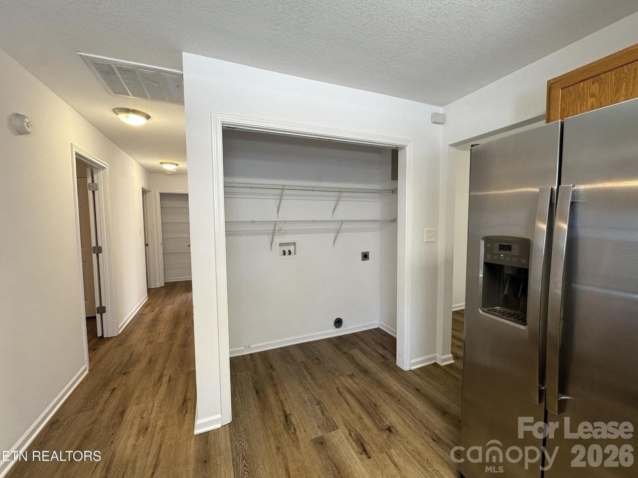 10320 Boston Ln - Photo 2 of 11