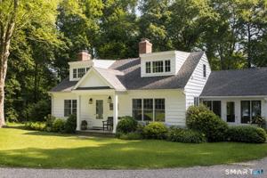 featured image of 123 Interlaken Rd