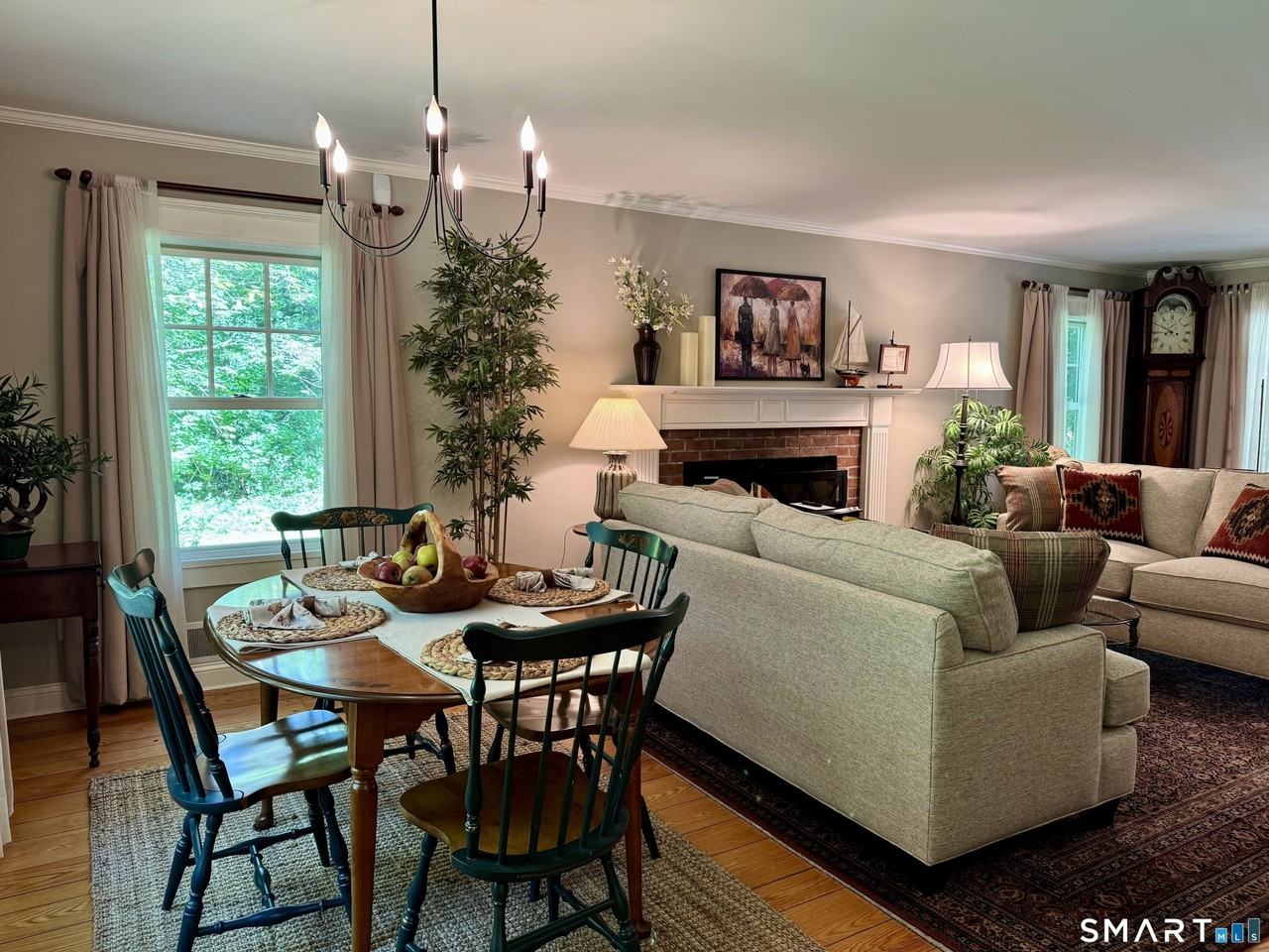 123 Interlaken Rd - Photo 7 of 25