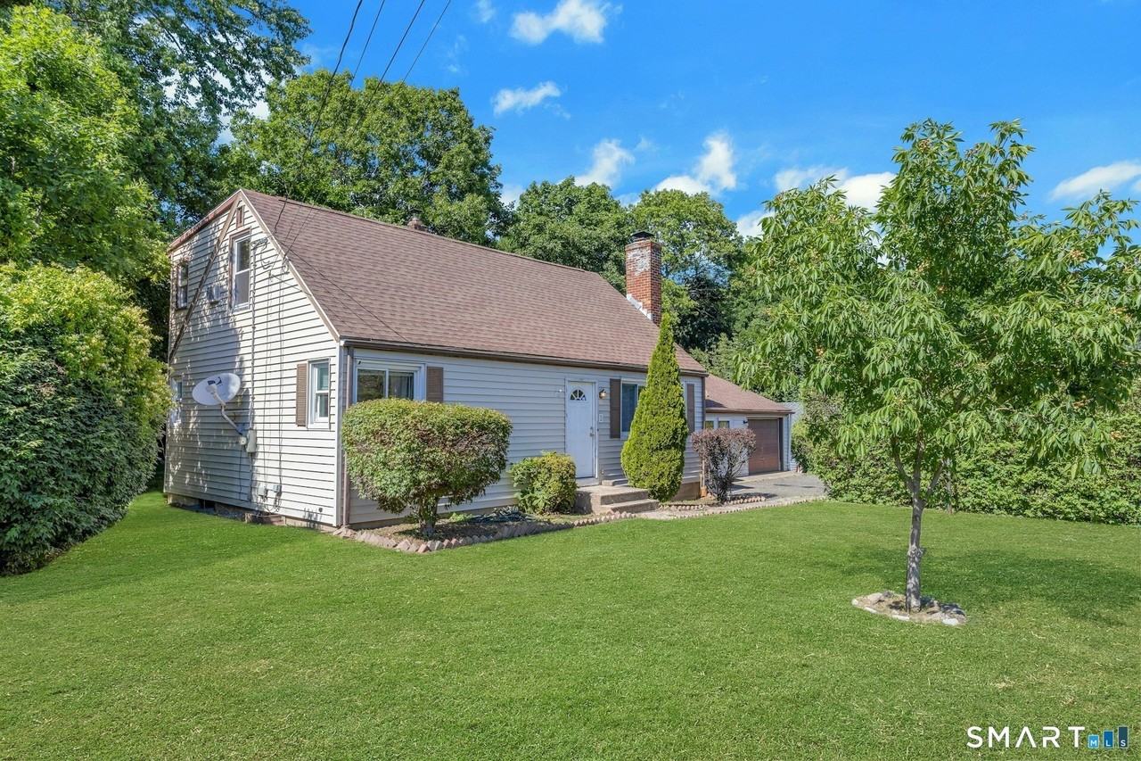 100 Loftus Cir - Photo 2 of 23