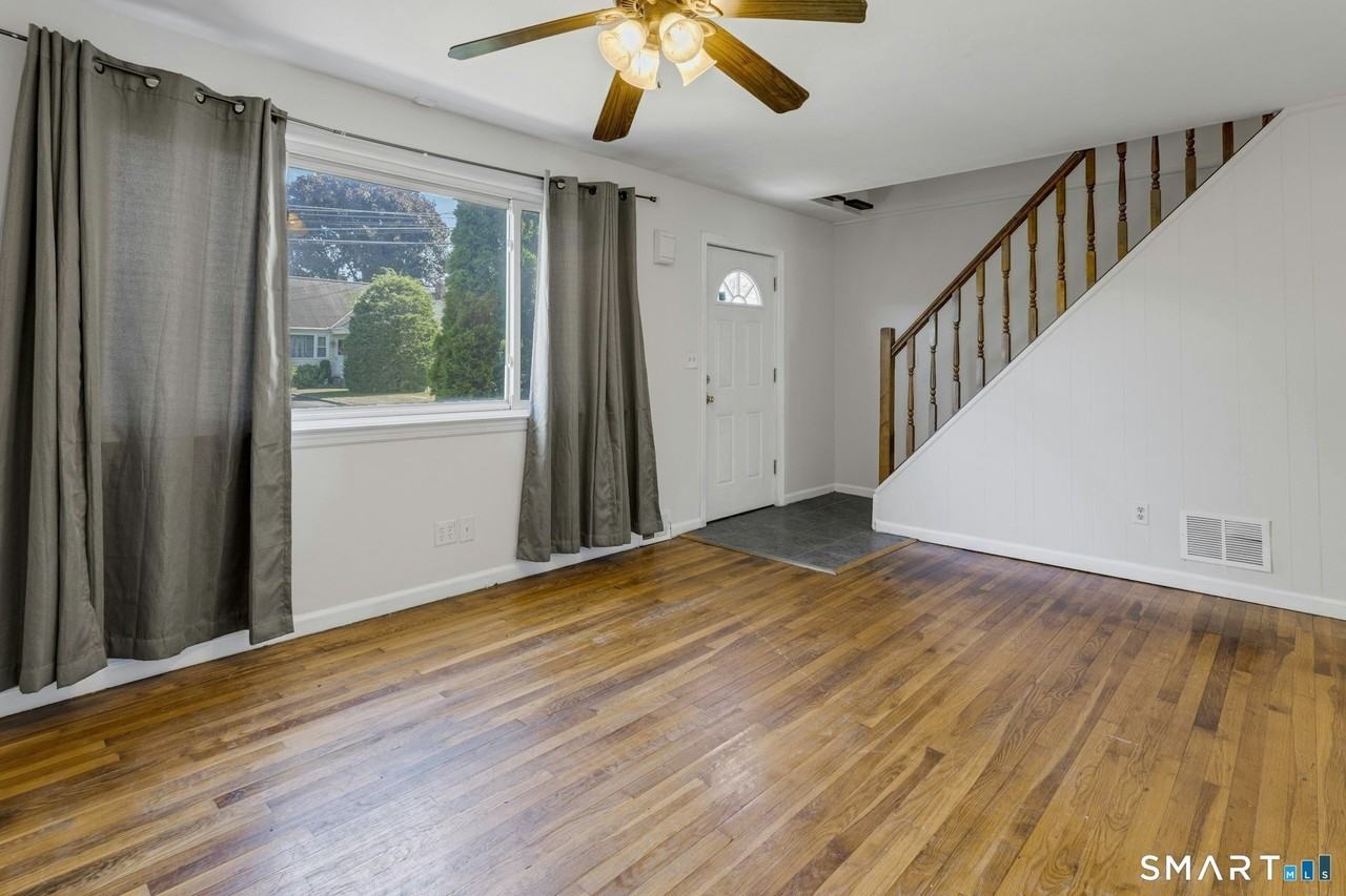 100 Loftus Cir - Photo 6 of 23