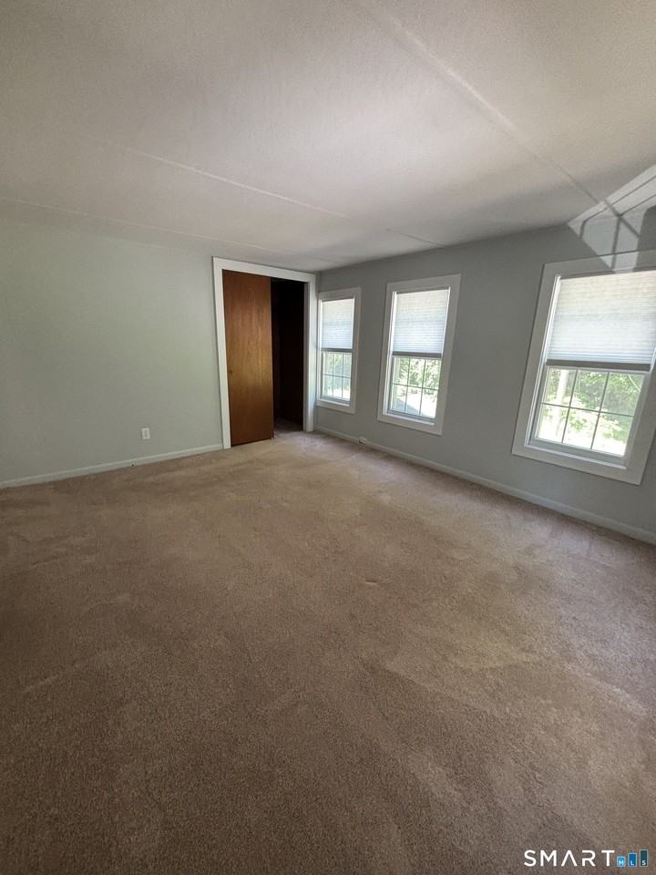 42 Nashville Rd - Photo 7 of 15