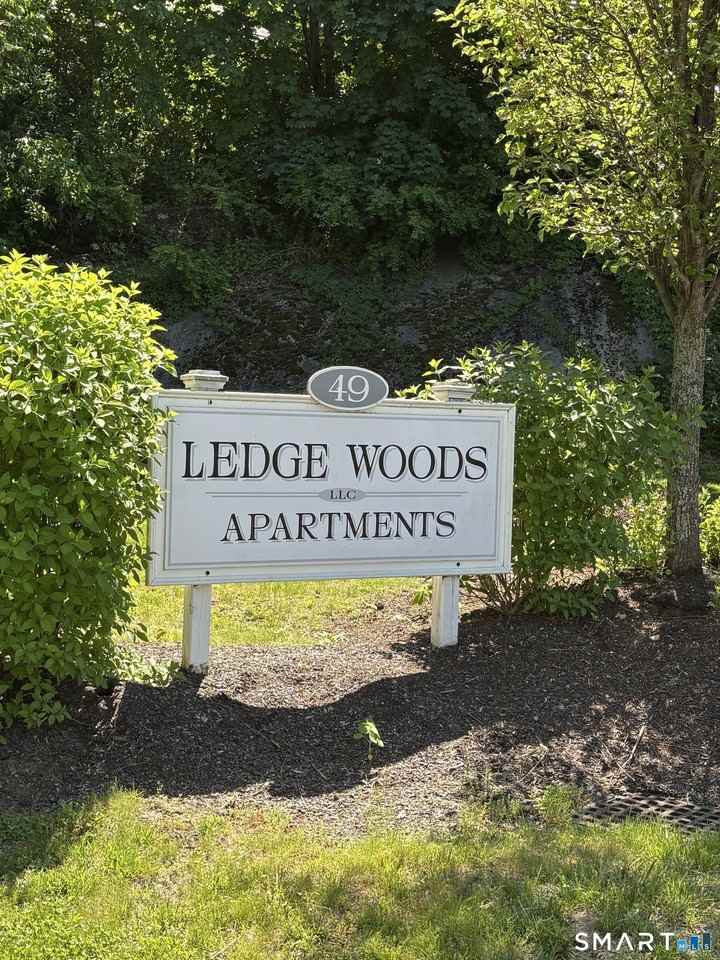 49 Taylor Ave - Photo 2 of 13