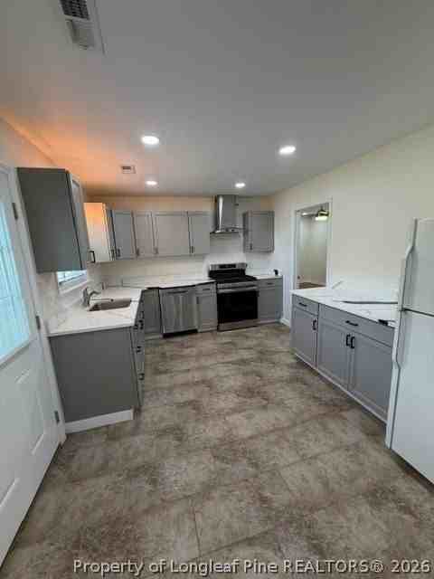 2903 Anne St - Photo 4 of 21