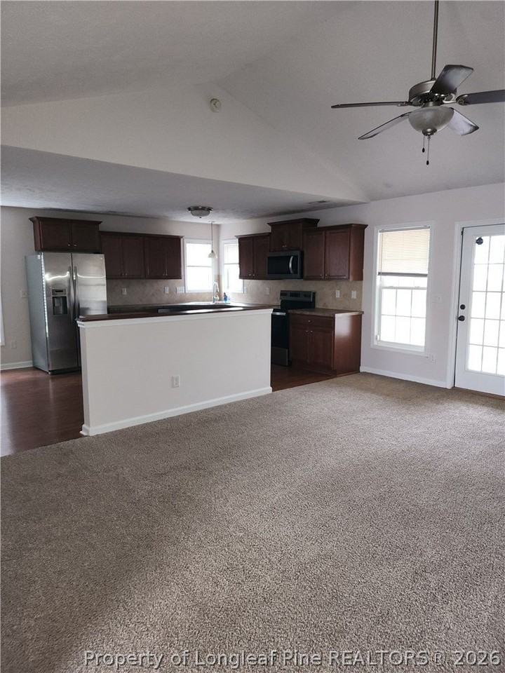 2513 Hunting Bow Dr - Photo 2 of 12