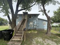 805 East 13th Street APT B - Photo 1 of 1