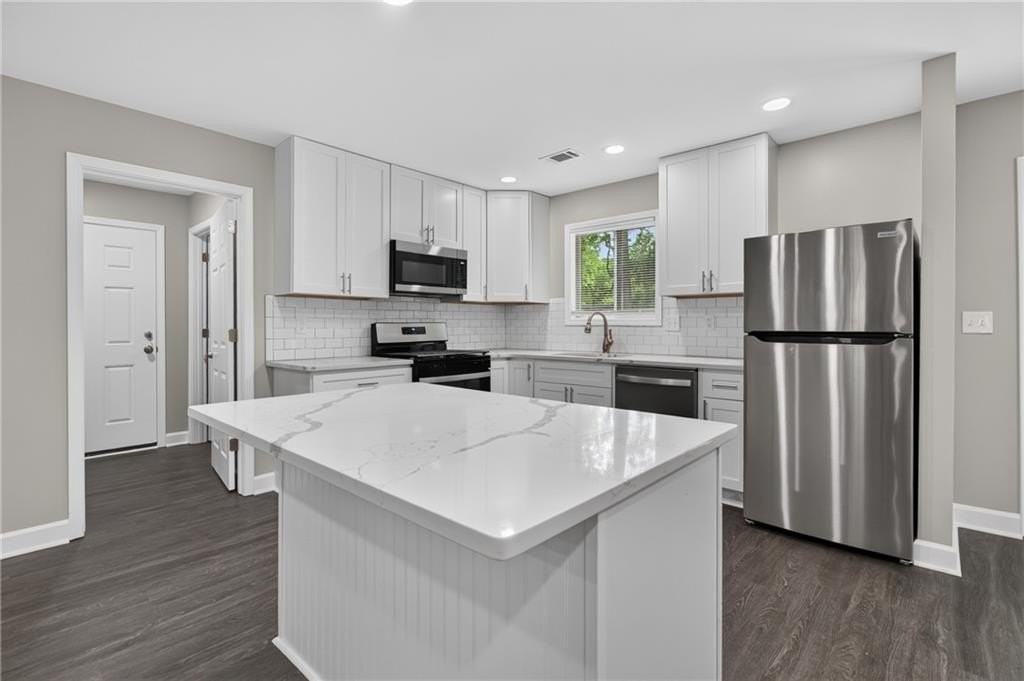 1540 Spender Dr - Photo 4 of 43