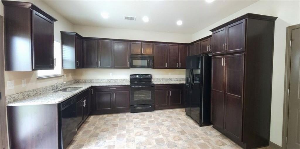 3350 Ivey Ridge Rd - Photo 5 of 25