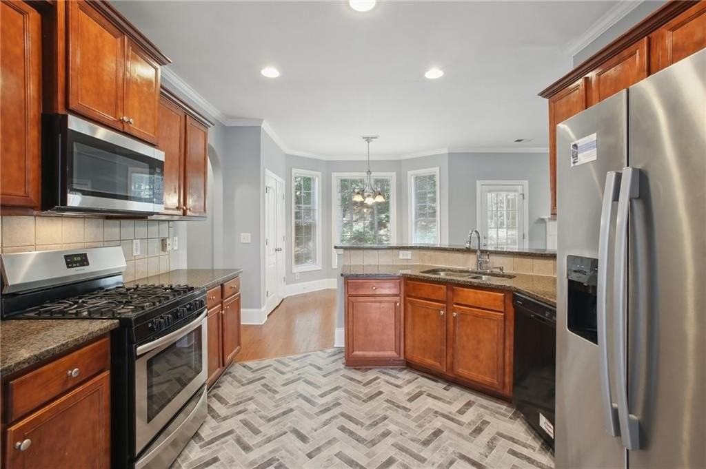 5632 Savannah River Rd - Photo 6 of 28