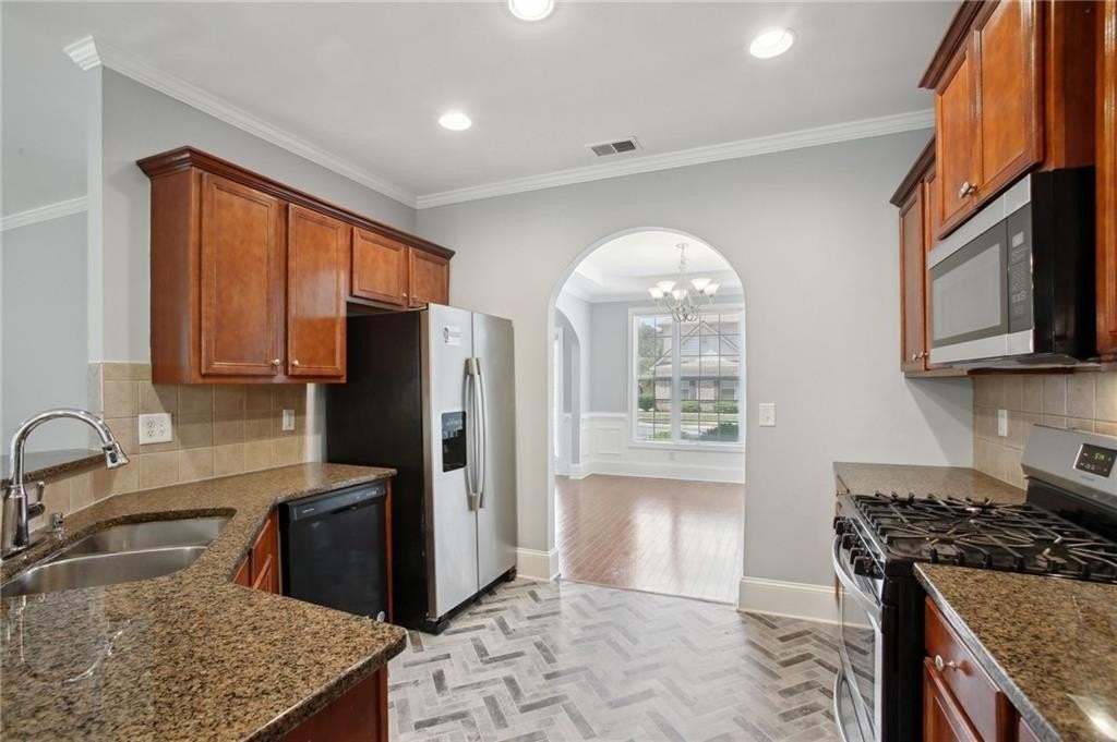 5632 Savannah River Rd - Photo 7 of 28