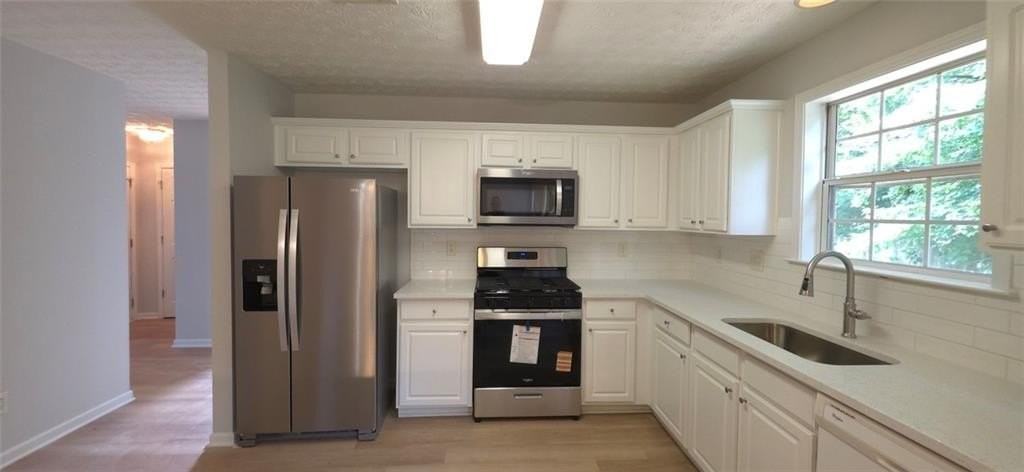 3458 Hill Pond Dr - Photo 5 of 23
