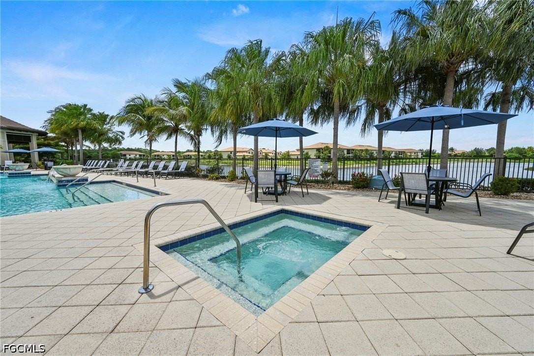 2353 Anguilla Dr #202 - Photo 3 of 34