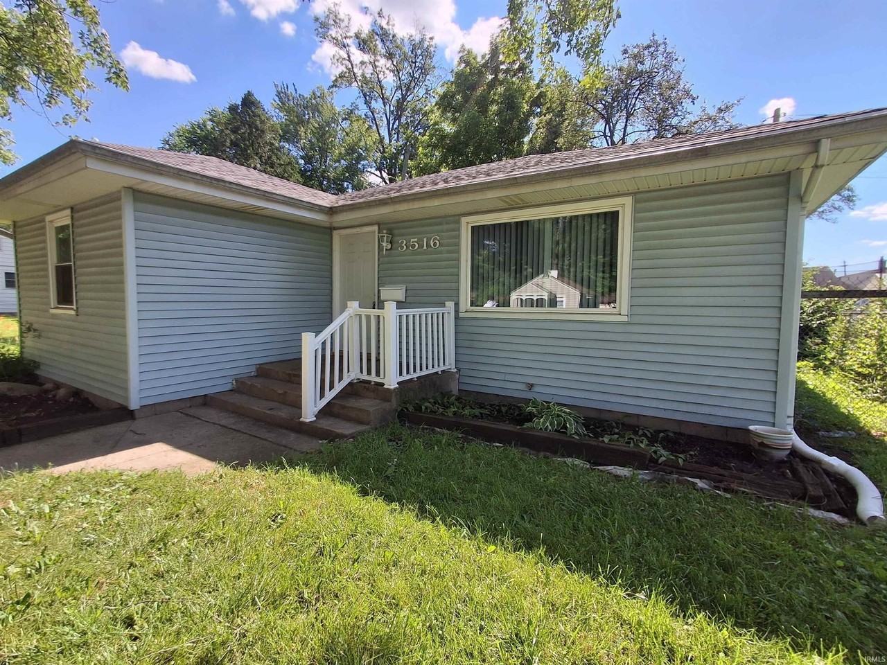 3516 Central Dr - Photo 2 of 27