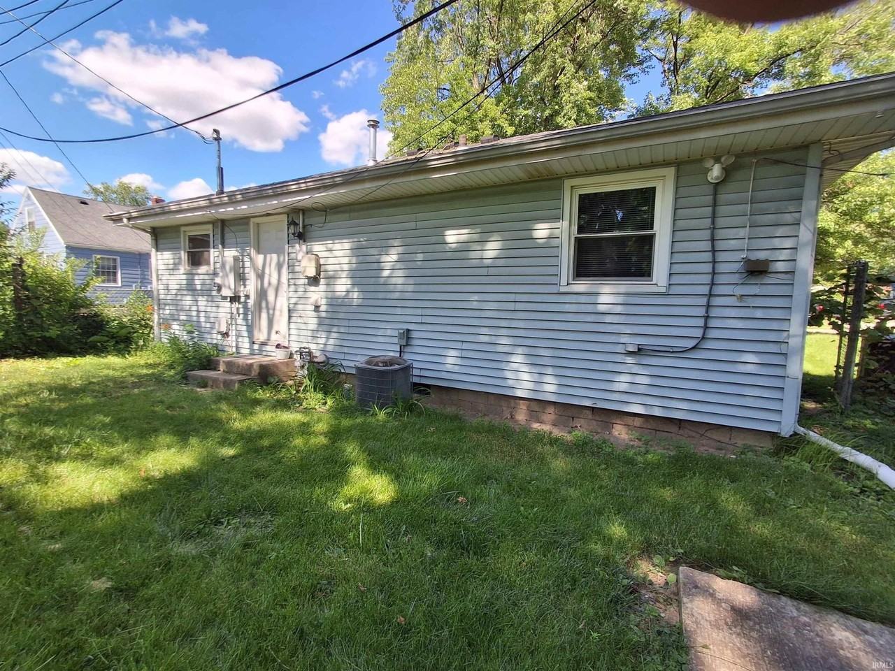 3516 Central Dr - Photo 4 of 27