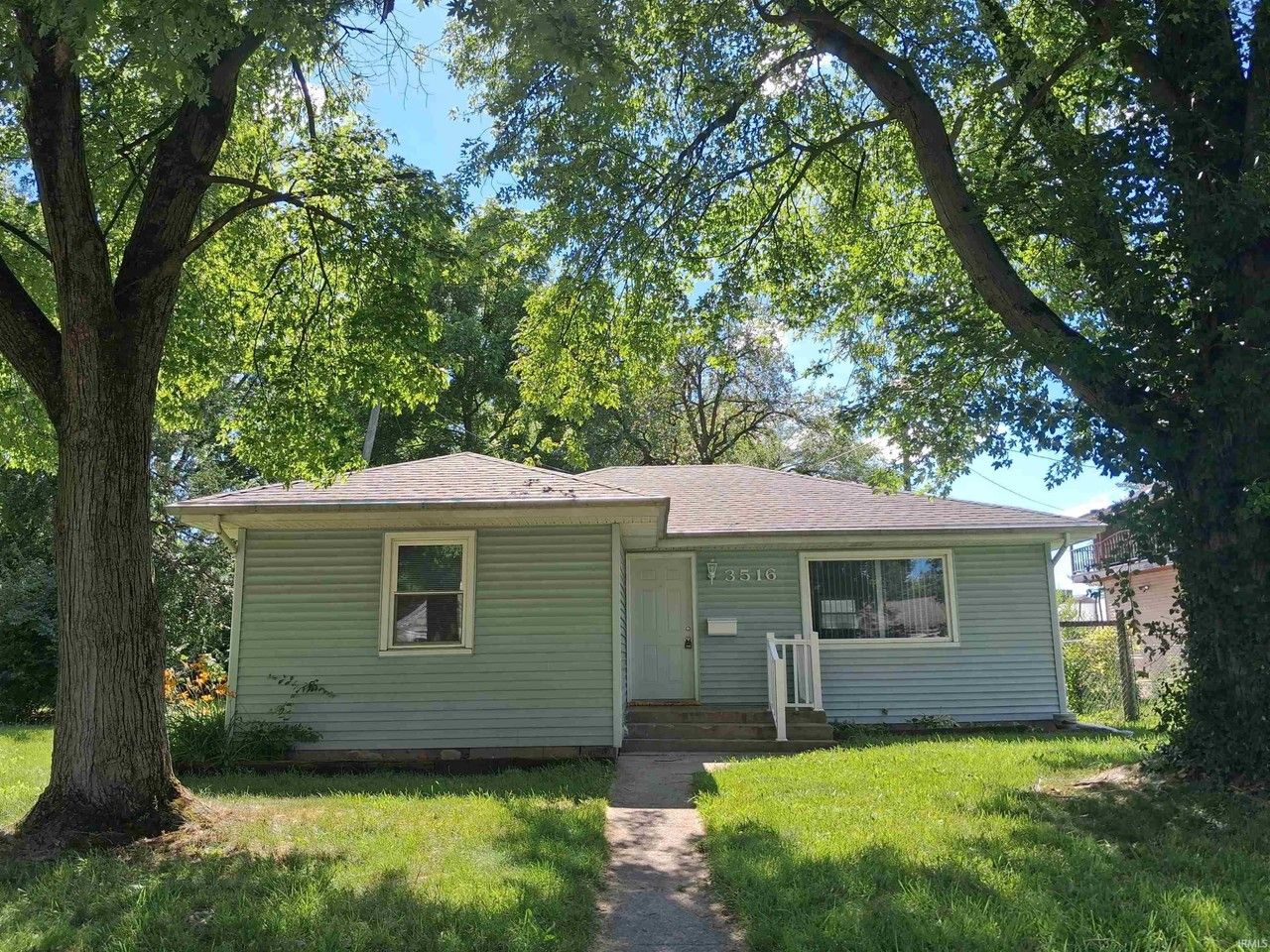 3516 Central Dr - Photo 6 of 27