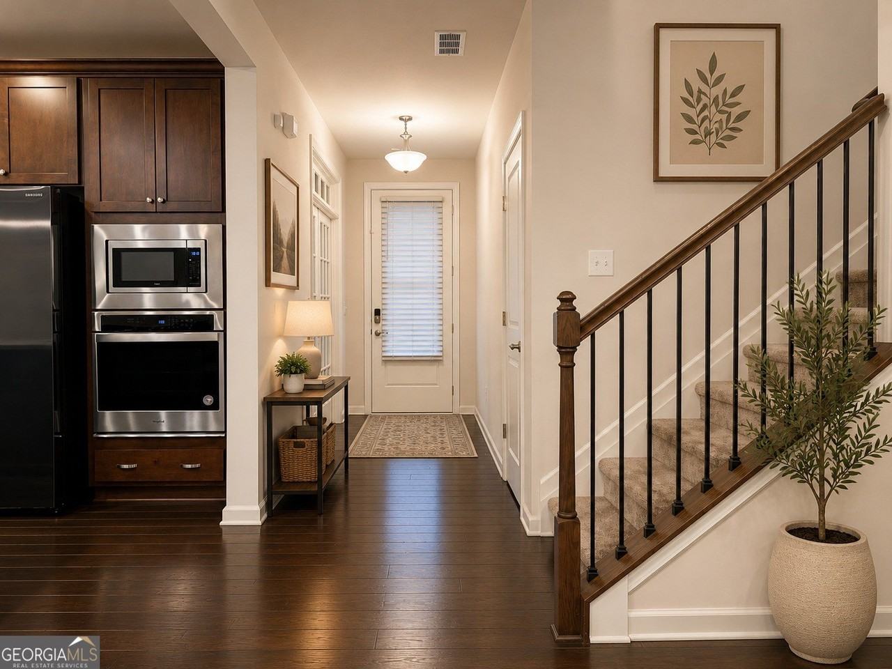 4660 Shipley Ave - Photo 6 of 22