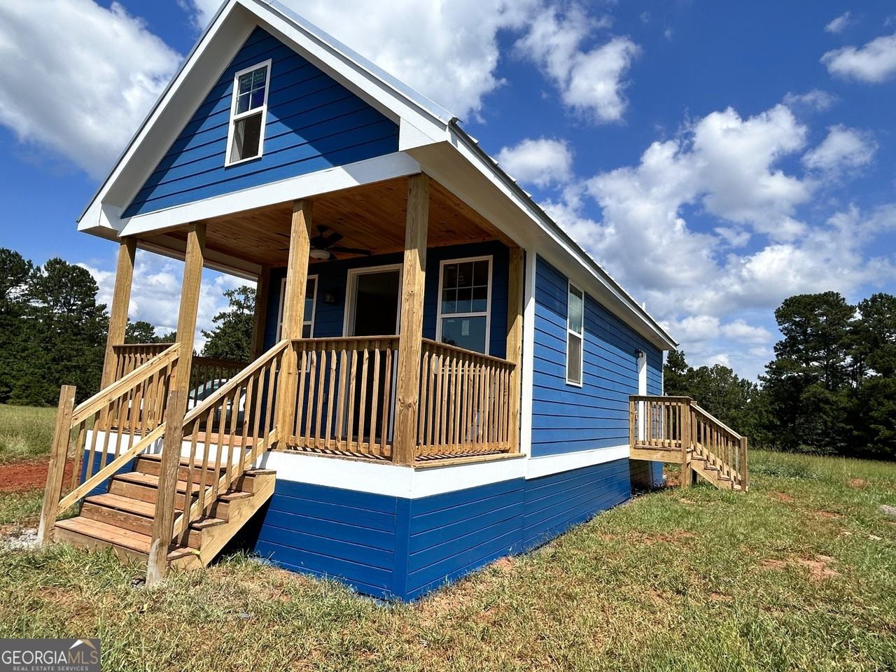 2467 Smith Rd #E - Photo 2 of 14
