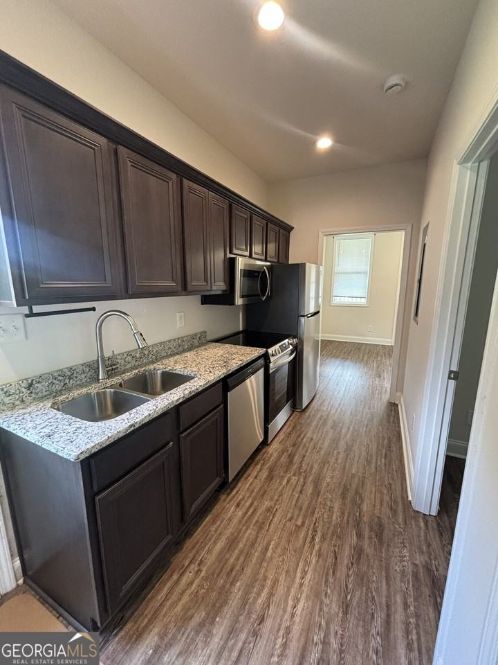 2467 Smith Rd #E - Photo 3 of 14