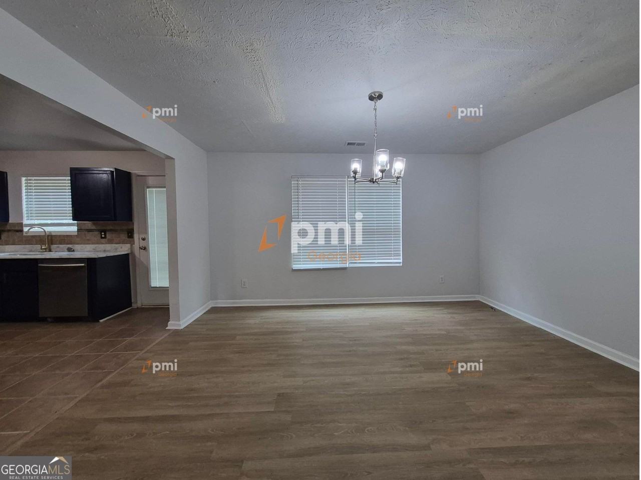 304 Klinetop Dr - Photo 4 of 19