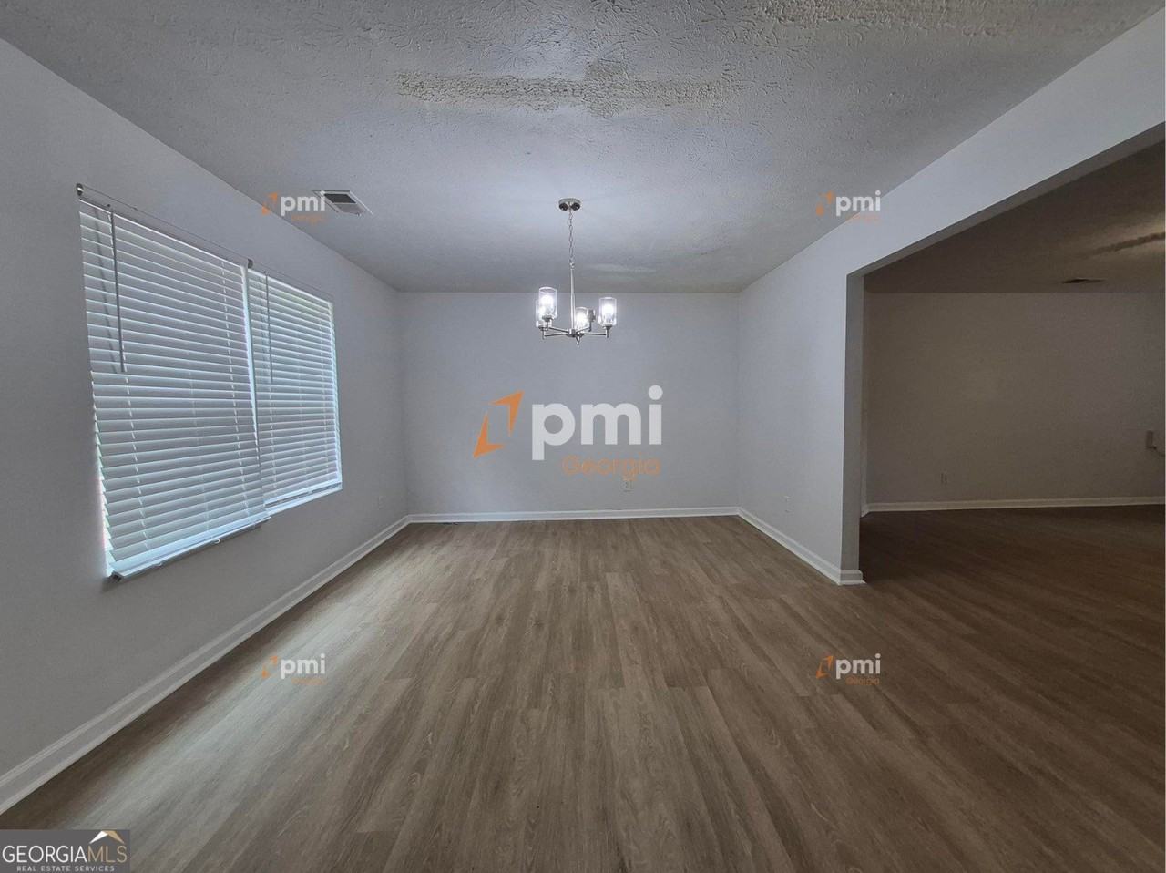 304 Klinetop Dr - Photo 5 of 19