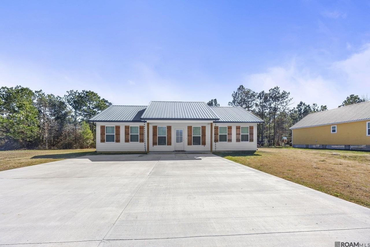 26400 Ponchatoula Dr - Photo 2 of 21
