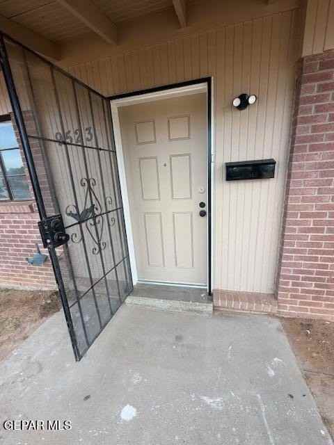 9523 Charleston St - Photo 2 of 21