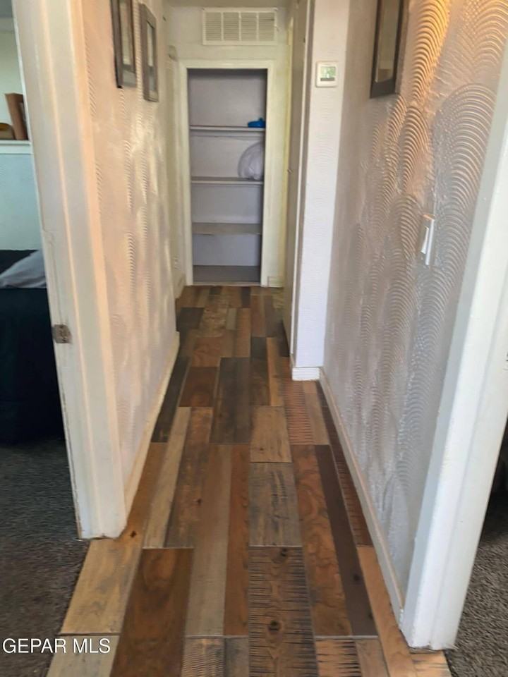 2415 Montana Ave - Photo 5 of 12