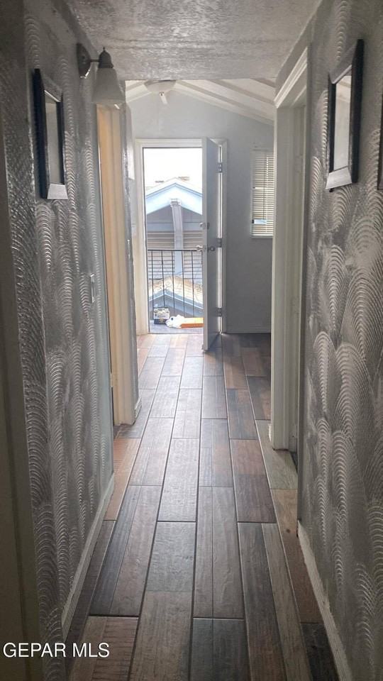 2415 Montana Ave - Photo 6 of 12