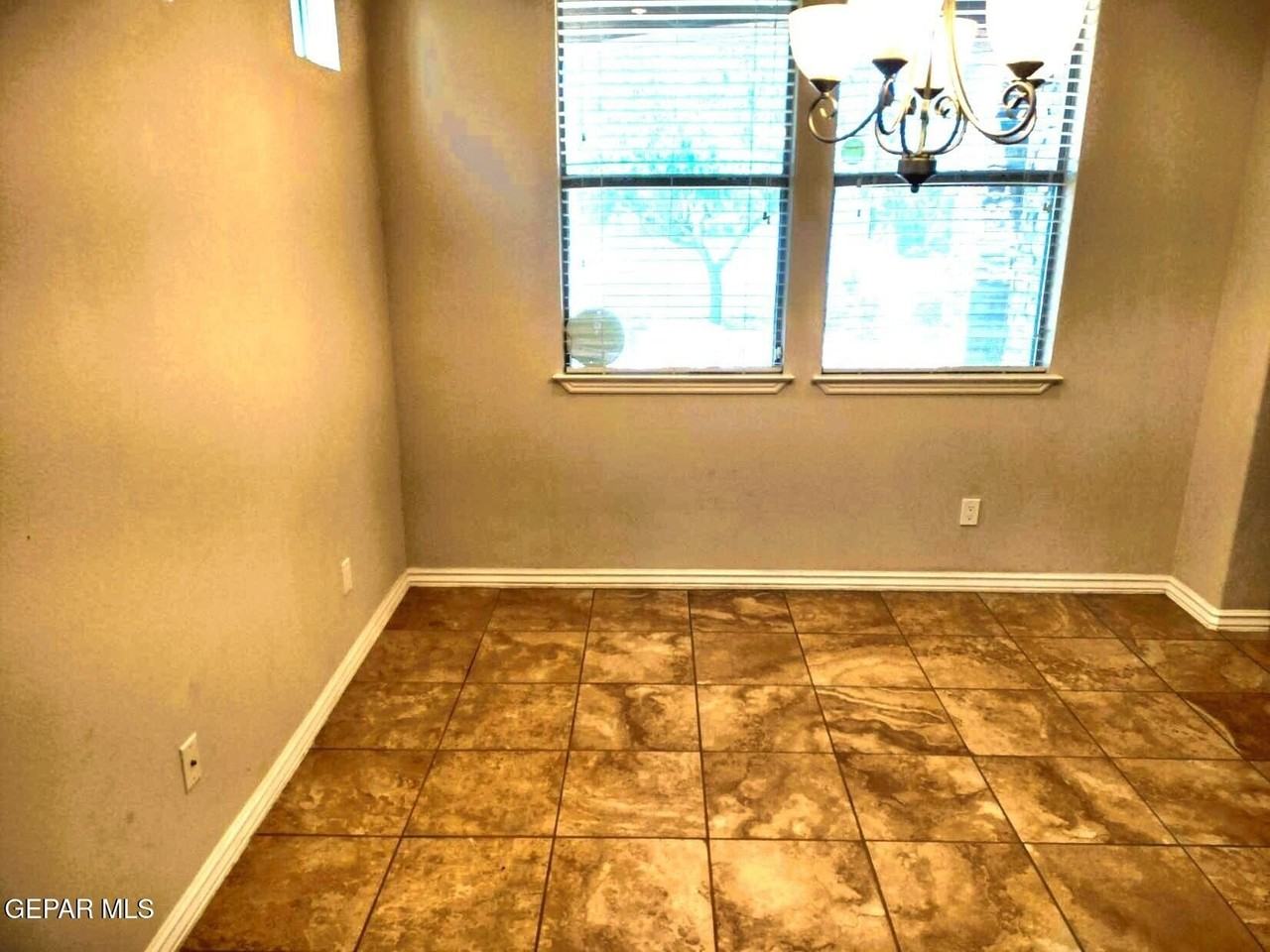 7332 Meadow Sage Dr - Photo 4 of 40