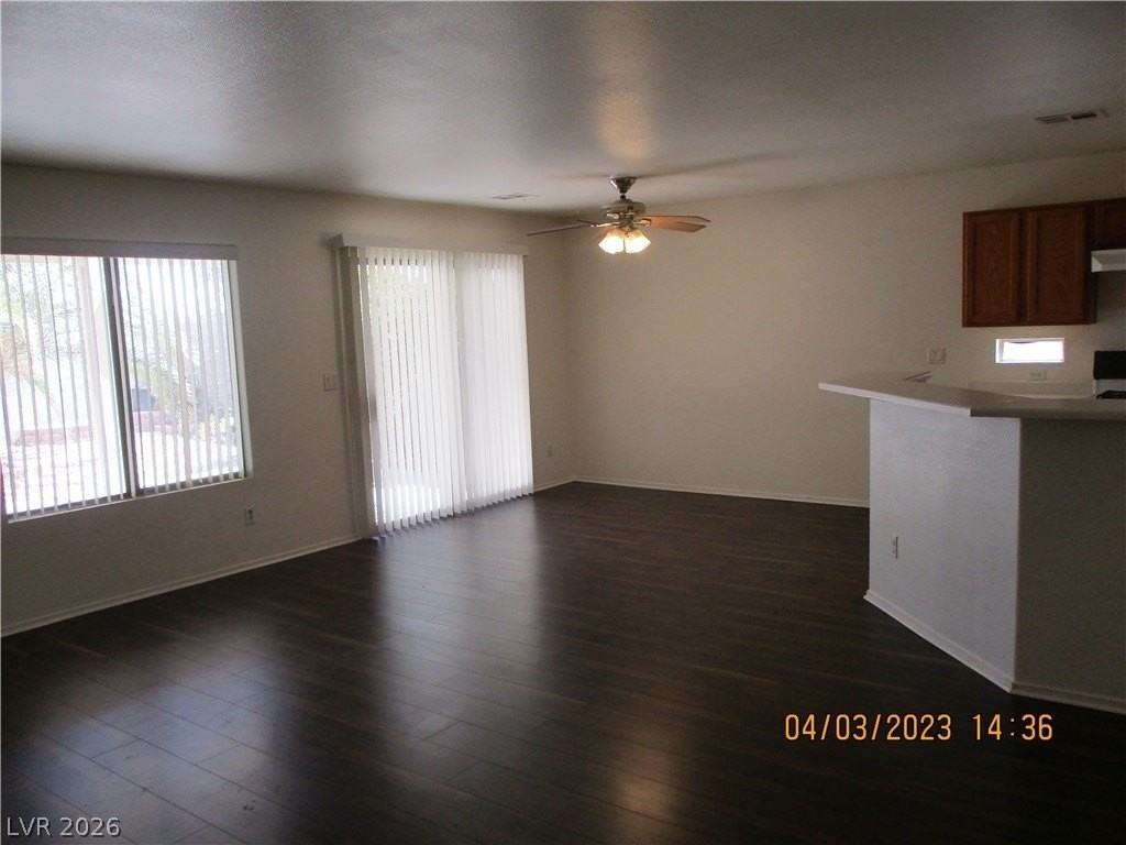 8034 Platville St - Photo 7 of 16