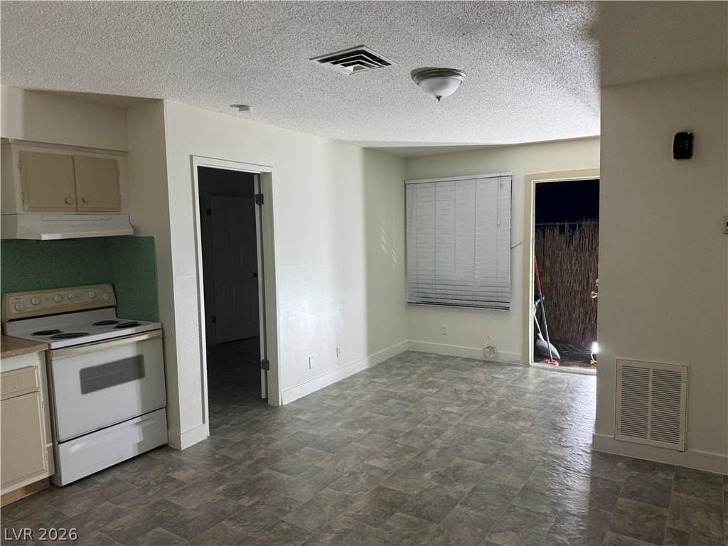 1808 Fairfield Ave #2 - Photo 4 of 10