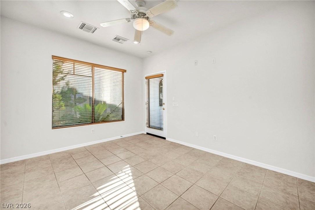 43 Braelinn Dr - Photo 4 of 50