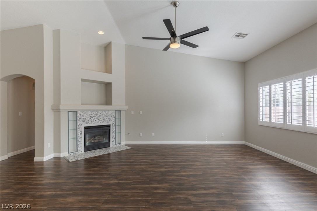 4029 Genoa Dr - Photo 6 of 44