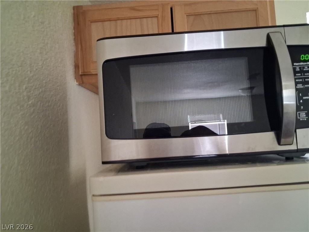 413 W Van Buren Ave #8 - Photo 6 of 16