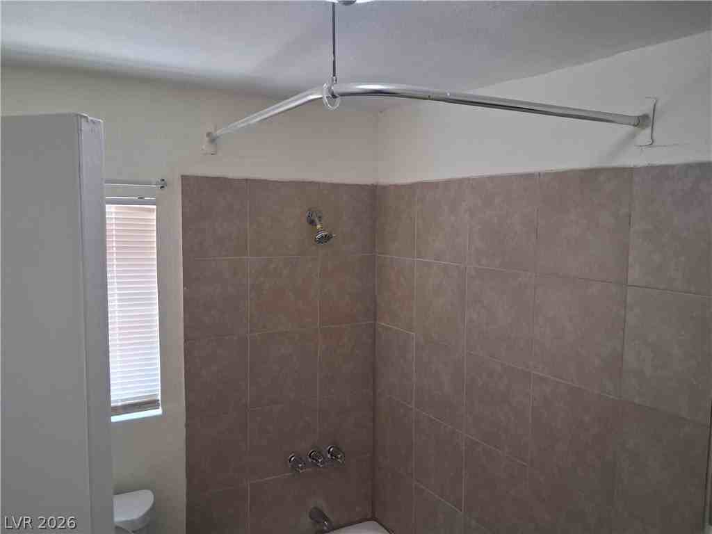413 W Van Buren Ave #8 - Photo 7 of 16