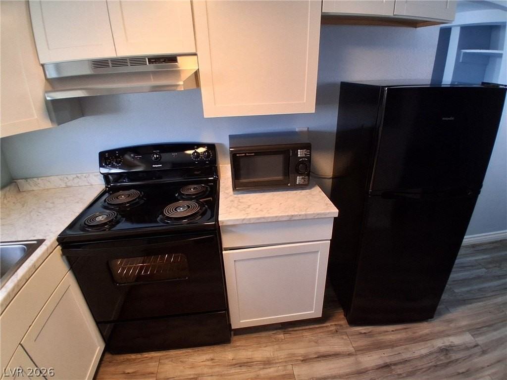 510 Mckellar Cir #1 - Photo 3 of 15