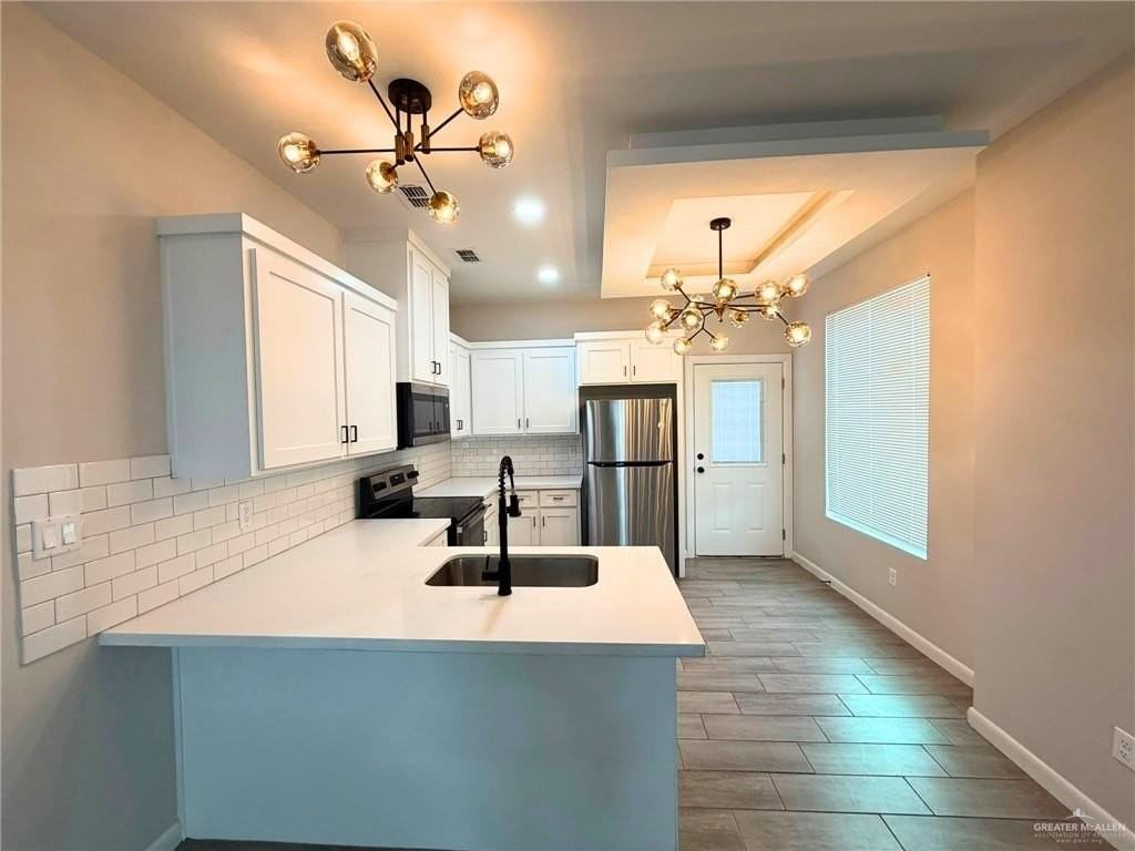 9210 N 56th Lane #1 - Photo 4 of 18