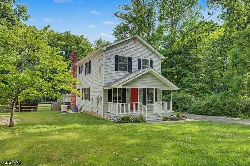 8 Oak Rd - Photo 2 of 29
