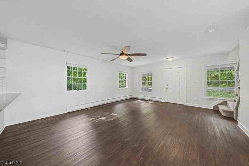 8 Oak Rd - Photo 7 of 29