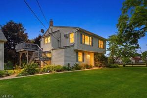 featured image of 490 S Randolphville Rd