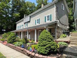 featured image of 14 W Main St Apt A #Apt A