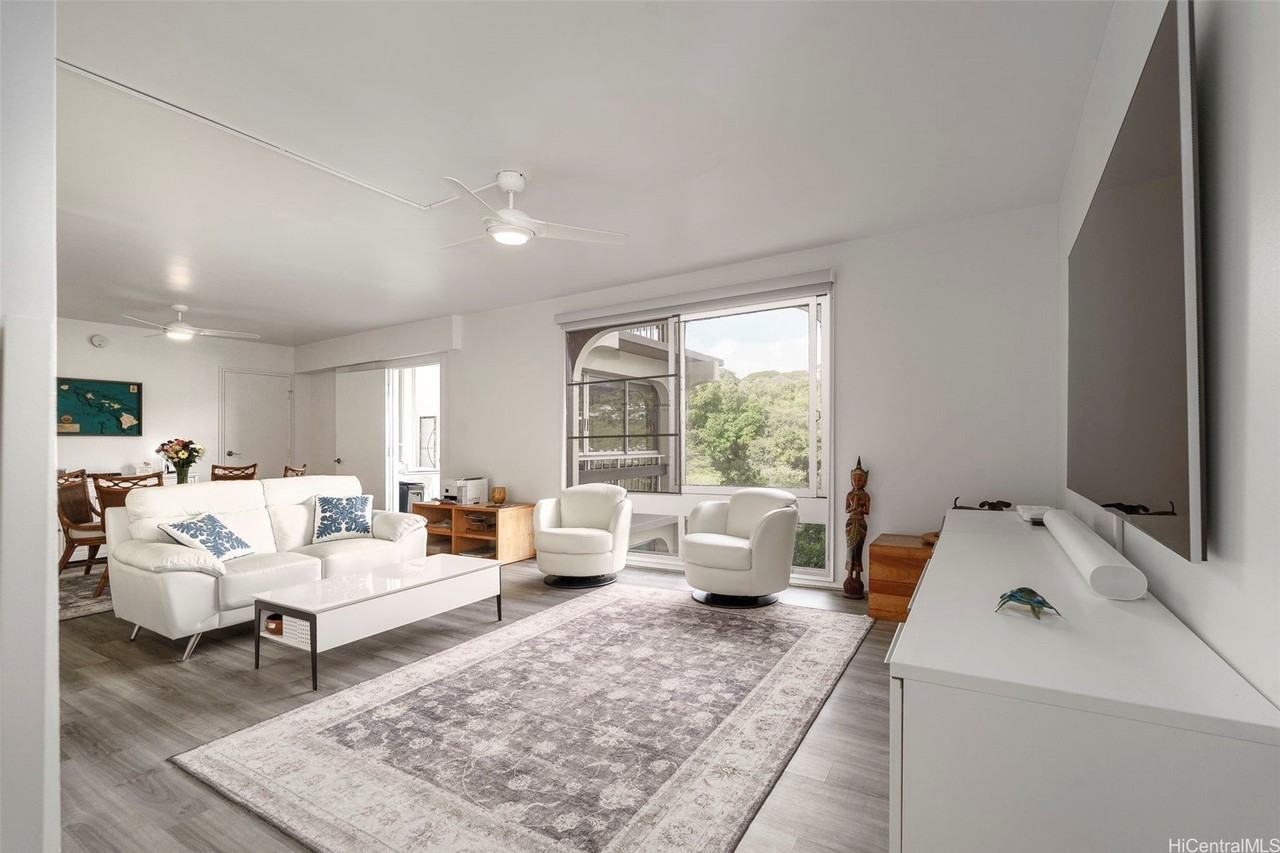 1022 Prospect St #807D - Photo 3 of 25