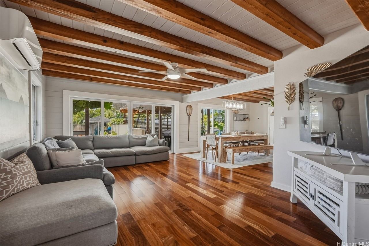 223 Mookua St - Photo 2 of 25
