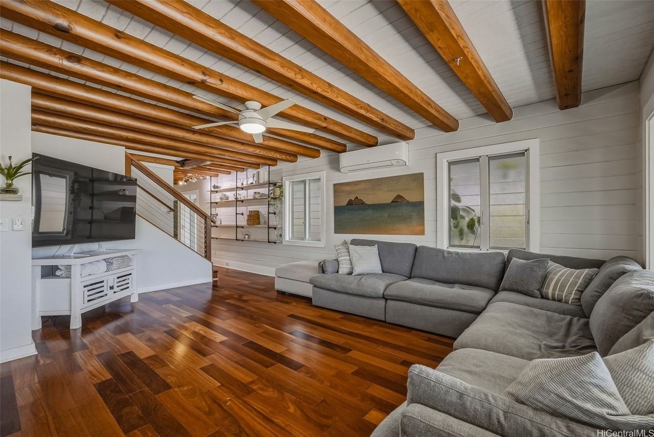 223 Mookua St - Photo 3 of 25