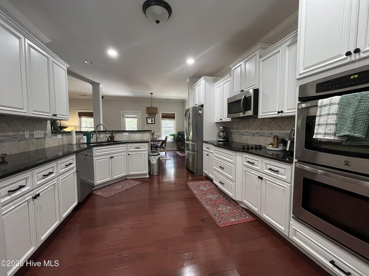 1 Laurel Valley Ct - Photo 5 of 21